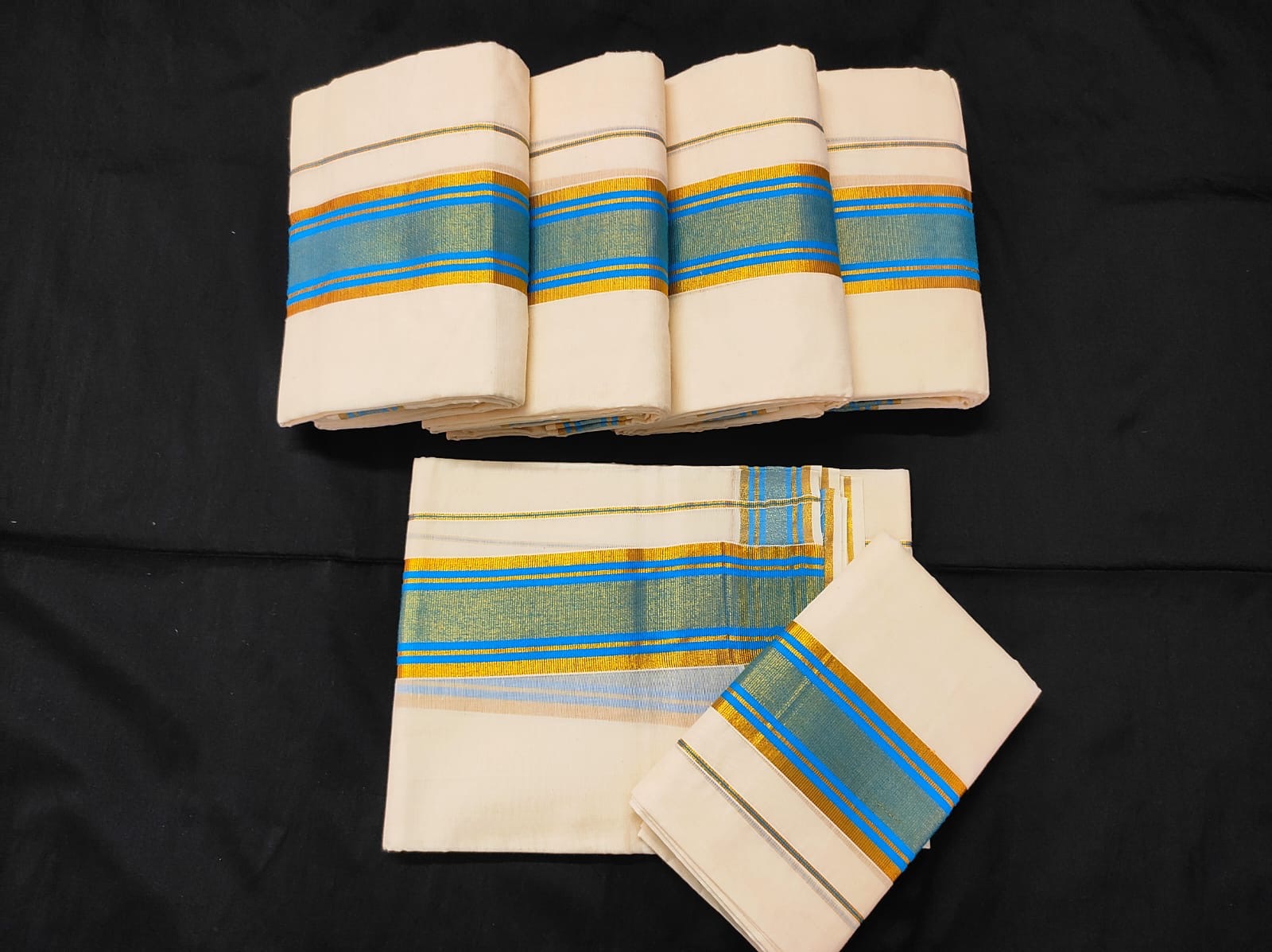 Kattikara -  Kerala Set Mundu