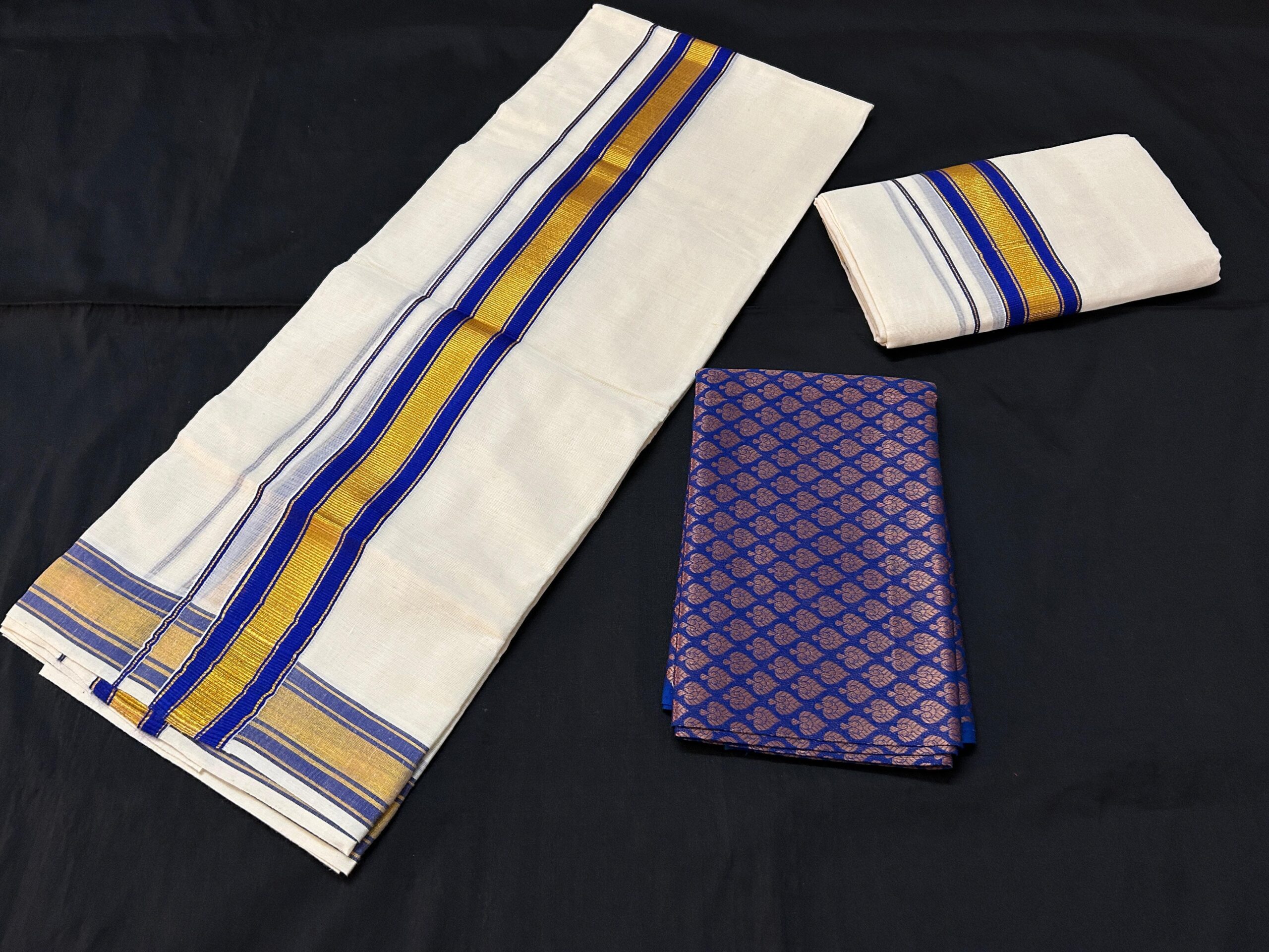 Classic Kasavu Border Set Mund With Blouse Piece